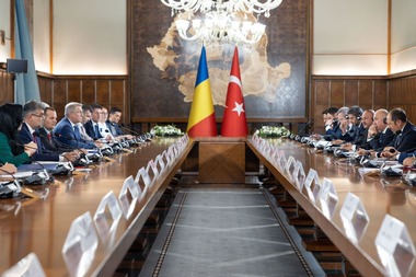 Marcel Ciolacu: Onorat să găzduiesc astăzi o discuţie fructuoasă între miniştrii muncii din România şi Turcia, o continuare foarte bună pentru cooperarea bilaterală după primul Consiliu strategic la nivel înalt dintre cele două state