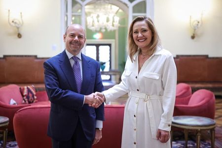 Elena Lasconi, întâlnire cu ambasadorul Italiei în România: Toţi românii care muncesc în Italia au nevoie de sprijin pentru recunoaşterea diplomelor româneşti fără birocraţie excesivă şi, ulterior, de proceduri simple pentru a beneficia de pensie