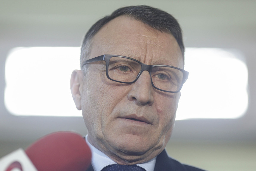 Paul Stănescu: Cei mai mulţi colegi ai noştri, nu pot să spun dacă toţi, pentru că nu am vorbit cu toţi, vor ca domnul Ciolacu să fie candidatul nostru la prezidenţiale. Simplu!
