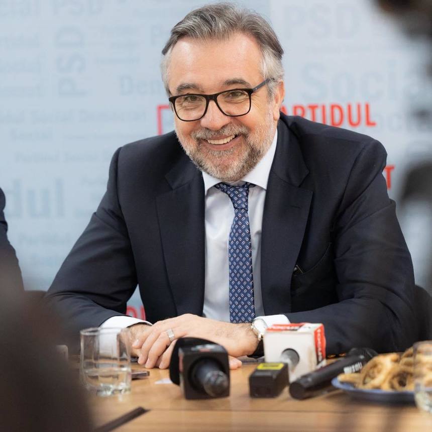 Romaşcanu (PSD): USR, în primul rând ar trebui să explice de ce în mandatul lor la guvernare, împreună cu PNL, nu a crescut nicio pensie / Ştiţi de unde este preşedintele Casei Naţionale de Pensii. Acolo a fost o problemă tehnică de redactare