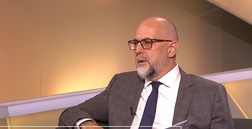 Kelemen Hunor explică de ce a revenit asupra deciziei de a candida la Preşedinţie după ce afirmase că nu va mai face acest lucru: Rămâi izolat, nu poţi să ridici anumite probleme, anumite subiecte, nu poţi să arăţi preocupările comunităţii tale
