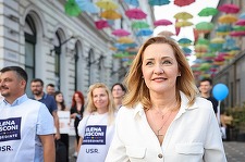 Elena Lasconi, despre afirmaţia sa privind plecarea din ţară: Vă gândiţi că eu aş face-o trădătoare pe fiica mea, sau pe fratele meu?