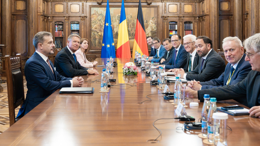 Klaus Iohannis l-a primit la Palatul Cotroceni pe Prim-ministrul landului Baden-Württemberg / Acesta şi-a exprimat susţinerea fermă pentru aderarea cât mai rapidă a României la Schengen