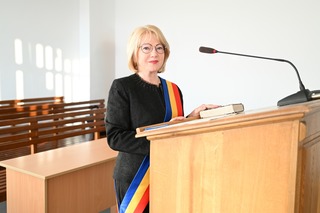 Astrid Fodor, reprezentant al FDGR, a depus jurământul pentru cel de-al treilea mandat de primar al municipiuluji Sibiu