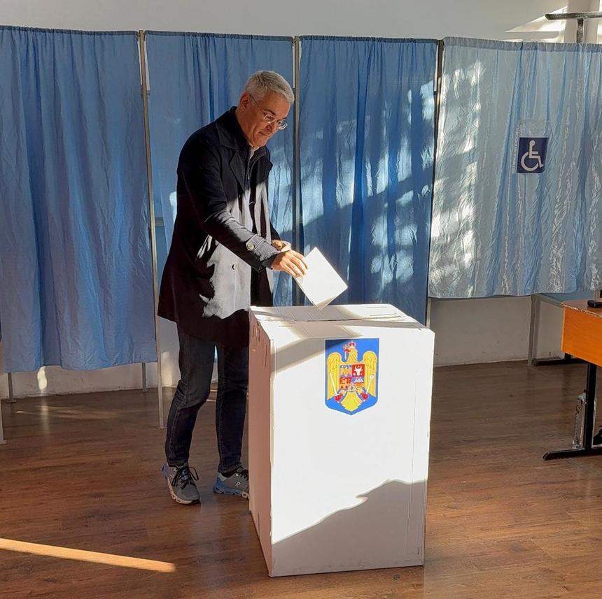 ALEGERI PREZIDENŢIALE 2024 - Dragoş Pîslaru, co-preşedinte REPER: Fiecare vot contează, iar implicarea fiecăruia dintre noi poate face diferenţa