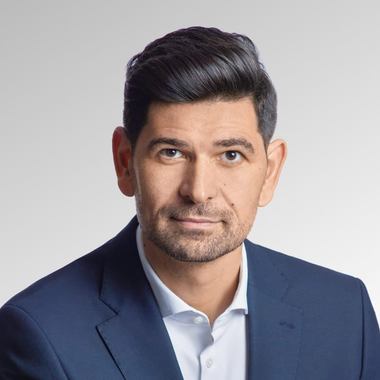 Primarul sectorului 1, George Tuţă, primul liberal care cere demisia lui Ciucă: Candidatul şi echipa lui de campanie au avut toate resursele, toate pârghiile, toată susţinerea. Au transformat o guvernare şi un proiect într-un eşec total