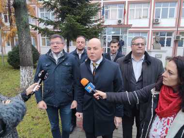 ALEGERI PARLAMENTARE 2024 - Alexandru Muraru, liderul PNL Iaşi: Trebuie să fie un Parlament normal şi predictibil, mai puternic decât orice preşedinte va avea România