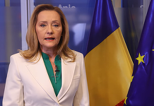 Elena Lasconi: Astăzi este momentul în care statul român a călcat în picioare democraţia. Ar fi trebuit să mergem mai departe cu votul! Astăzi au distrus 35 de ani de muncă grea. Decizia CCR, ilegală, imorală şi zdrobeşte însăşi esenţa democraţiei