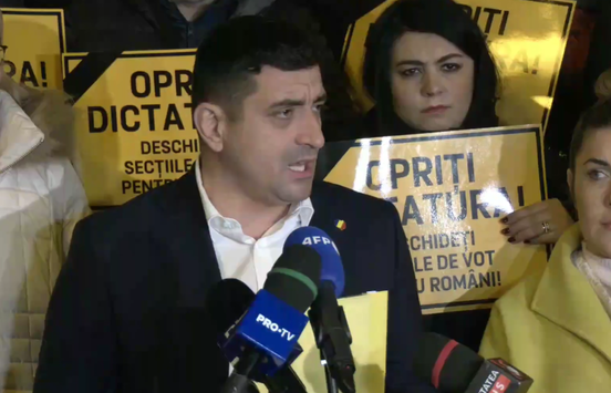 George Simion: Am depus în termen, la ÎCCJ,  o contestaţie în anulare la hotărârea CCR privind alegerile /  Vom merge mâine, la ora 13.00, la toate secţiile de vot. Nu organizăm un protest vreo sau vreo mişcare stradală, venim cu o lumânare