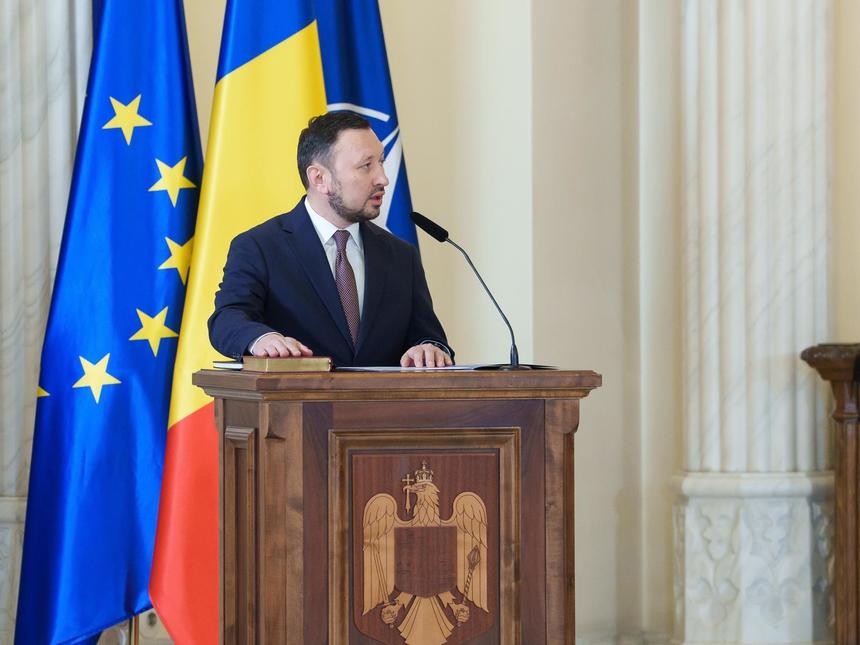 Mircea Fechet, priorităţile noului mandat: De la investiţii care au în prim-plan apa, o prioritate de guvernare în condiţiile episoadelor din ce în ce mai dese de vreme extremă, până la îmbunătăţirea calităţii aerului şi programele prin care venim cu soluţii de finanţare verzi