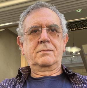 Hari Bucur Marcu: Tupeul guvernanţilor români de astăzi este nemărginit. „Nepricepuţi la muncă sau în afaceri dar bogaţi, needucaţi dar impostori cu titluri academice”. De ce se consideră expertul şi mai umilit astăzi decât era pe vremea comuniştilor