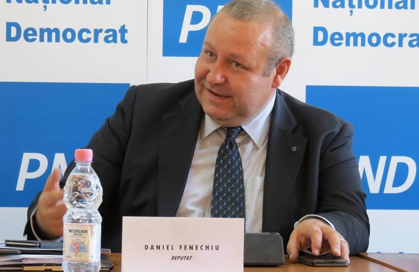 Daniel Fenechiu (PNL): Noi avem Consiliul Naţional duminică, la noi nu există o problemă, Crin Antonescu va fi candidatul PNL / În momentul de faţă, sondajul nu e decât o poză de moment