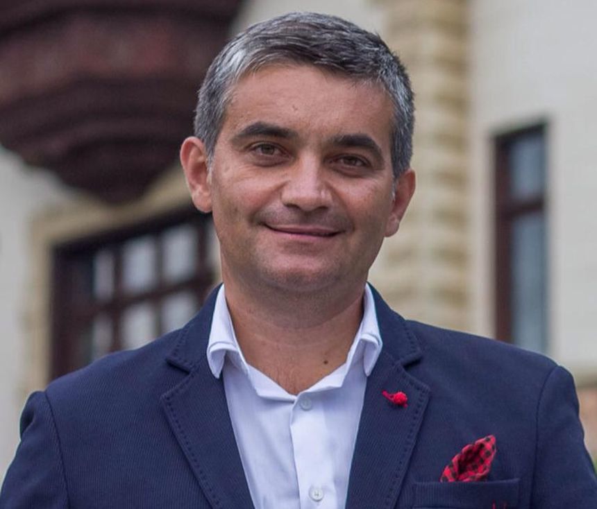 Primele declaraţii ale lui Vlad Oprea, după ce a fost pus sub control judiciar: Un grup de interese vrea să pună mâna pe Sinaia