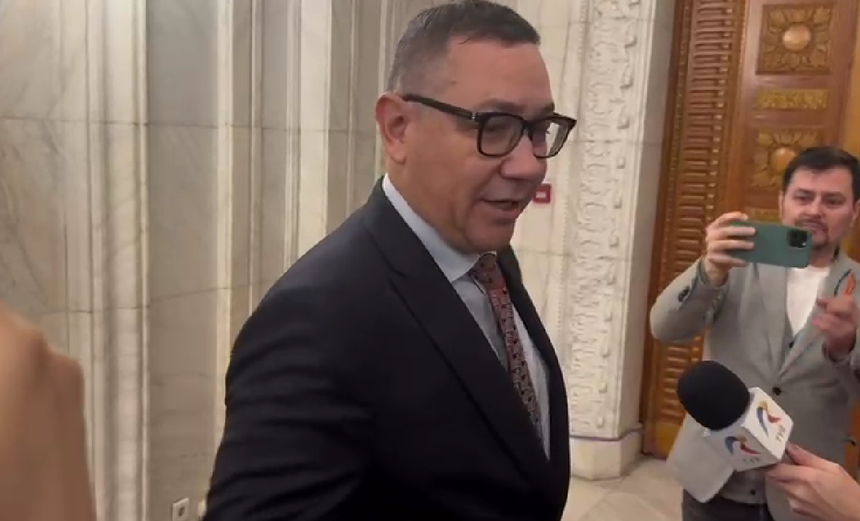 Congresul extraordinar al PSD - Victor Ponta a cerut să aibă o intervenţie în cadrul reuniunii: Dacă mi se dă cuvântul voi vorbi. Dacă nu mi se dă cuvântul, o să vorbesc în faţa poporului/ Cred că românii vor altceva, nu vor trecut