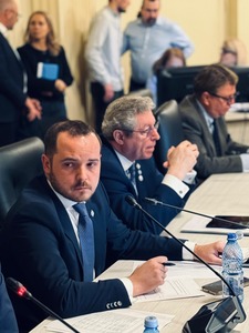 Deputatul PSD Alexandru Rogobete, preşedintele Comisiei de sănătate: Comisiile reunite de Sănătate din Camera Deputaţilor şi Senat au avizat proiectul de buget pentru Ministerul Sănătăţii şi CNAS pe anul 2025. Este un buget record