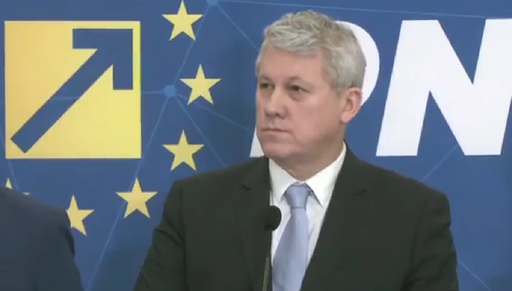 Predoiu: Nu este adevărat că am trimis ”mascaţii” la adresa domnului Georgescu şi n-am trimis mascaţii la adresa niciunui cetăţean din România, niciodată/ Ministrul de Interne nu se ocupă de dosare ale Poliţiei