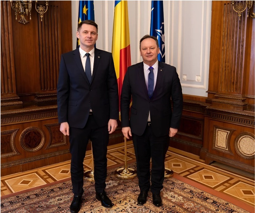 Preşedintele interimar al Senatului, Mircea Abrudean, întâlnire cu ambasadorul Ucrainei la Bucureşti: Ucraina nu doar că îşi apără independenţa şi suveranitatea, dar luptă şi pentru securitatea regiunii Mării Negre şi a întregului continent