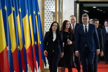 Premierul Marcel Ciolacu pleacă vineri la Bruxelles, pentru a discuta despre renegocierea PNRR