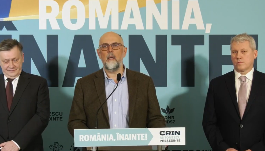 Kelemen Hunor: Crin Antonescu nu este un om care doreşte puterea. Şi este cel mai bun lucru, să dai puterea acelui om care nu se leagă de putere. Va duce România în direcţia Occidentului. Eu nu spun UE, fiindcă suntem în UE şi în Europa