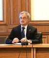 Gabriel Andronache (PNL) anunţă un proiect de Hotărâre pentru sancţionarea deputaţilor care absentează la lucrările Parlamentului: Sancţiunea va fi de 5% din indemnizaţia brută/absenţă