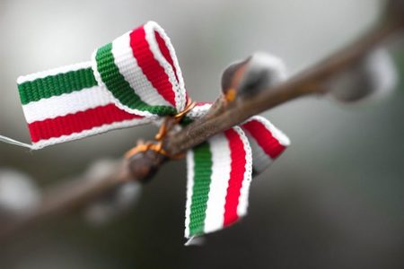 Ziua Maghiarilor de Pretutindeni - Bolojan: Felicit minoritatea maghiară din România care, în acest an dificil, şi-a reafirmat orientarea europeană/ Ciolacu: Îmi exprim aprecierea pentru contribuţia la dezvoltarea ţării noastre şi la stabilitatea politică