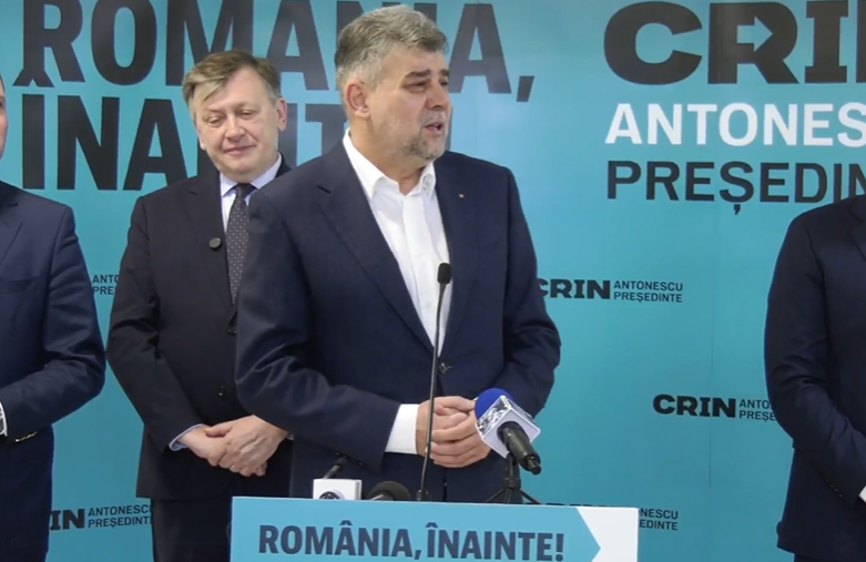 Marcel Ciolacu: Numai la noi în România parazităm o campanie prezidenţială cu discuţia cum propune cel care are 6%, cine pleacă din guvern şi cum se împar posturile. E un stil în politică de a băga capul în poză, când nu ai niciun drept