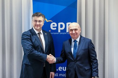 Ilie Bolojan, întâlnire cu premierul croat: Am discutat situaţia din Balcanii de Vest şi acţiunile noastre coordonate, atât la nivel bilateral, cât şi la nivelul UE, pentru a accelera procesul de extindere
