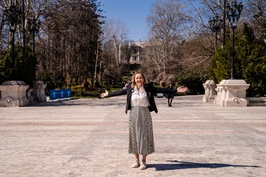 Elena Lasconi, printre primii vizitatori ai Palatului Cotroceni, la Porţile Deschise: Vă promit că, atunci când voi fi preşedintele României, nu doar că poarta Cotroceniului va rămâne deschisă, dar voi fi un preşedinte apropiat de oameni