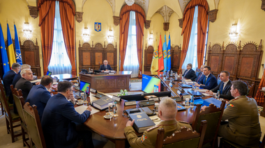 CSAT a decis continuarea sprijinului pentru Ucraina / Creştere etapizată a procentului din PIB alocat cheltuielilor de apărare / România va cumpăra o navă nouă, de tip corvetă uşoară / S-a aprobat Raportul CSAT pentru anul trecut

