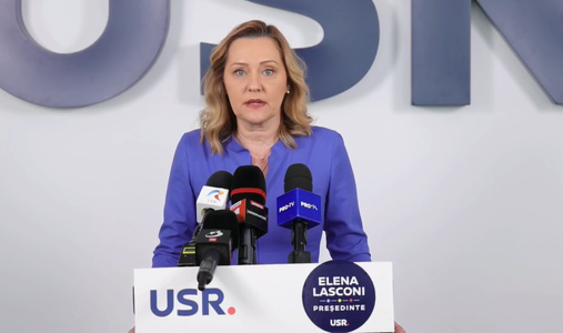 Elena Lasconi: Faptul că am văzut o mână de trădători oportunişti, asta nu înseamnă că ei reprezintă USR / Am văzut foarte mulţi looseri, colegi care îmi datorează locul în Parlament / Nu aştept recunoştinţă, pentru loialitate mi-am luat un câine