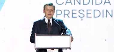 Crin Antonescu, la Chişinău: Dacă eu voi fi preşedinte al României şi voi fi, nu veţi avea la Palatul Cotroceni un prieten, veţi avea un frate! / Un preşedinte indiferent la Bucureşti, care întoarce spatele Europei, e un dezastru pentru Rep. Moldova