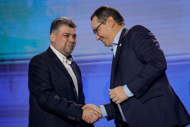 Victor Ponta, mesaj pentru PSD: N-aţi înţeles, băieţi, eu vreau preşedinte! Şi doar pentru această funcţie candidez. PSD a ajuns de la 40% la 20% pentru că s-au bruxelizat. Au murit de frica ambasadorilor - VIDEO