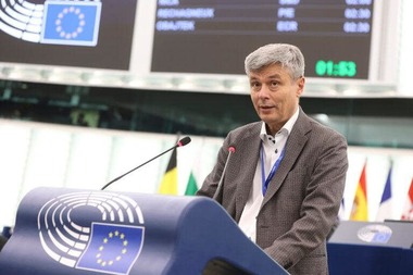 Virgil Popescu: Când George Simion face referiri la Republica Moldova, parcă vorbeşte cu vocea lui Dughin, nu cu cea a unui candidat la Preşedinţie / O trompetă rusească cu o agendă clară, de a distruge ceea ce s-a clădit cu greu