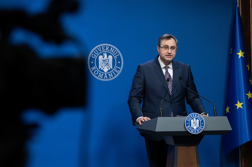 Mihai Constantin: Reforma aparatului bugetar şi a angajaţilor din domeniul public e în desfăşurare, într-o etapă premergătoare de evaluare şi a suferit deja nişte paşi de implementare / Eu nu am auzit, până acum, invocându-se creşteri de taxe