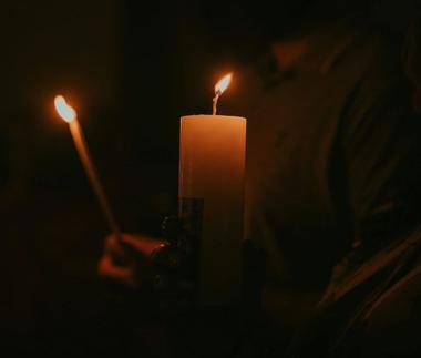 Nicuşor Dan, mesaj în noaptea Învierii Domnului: Lumina e speranţă. Speranţa că binele e mai puternic decât răul. Că adevărul învinge