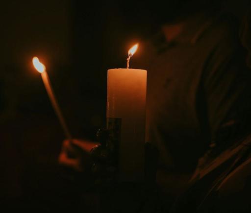 Nicuşor Dan, mesaj în noaptea Învierii Domnului: Lumina e speranţă. Speranţa că binele e mai puternic decât răul. Că adevărul învinge