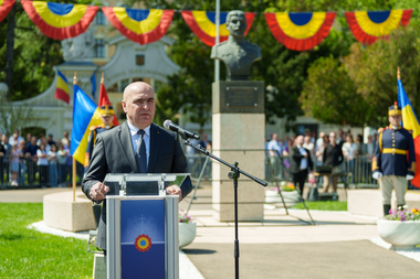 Ilie Bolojan, la aniversarea a 106 ani de la instaurarea administraţiei româneşti la Oradea: România este o sumă de comunităţi şi ţara nu se schimbă doar din Bucureşti, ci din miile de sate şi oraşe/ Ce spune despre Preşedintele României
