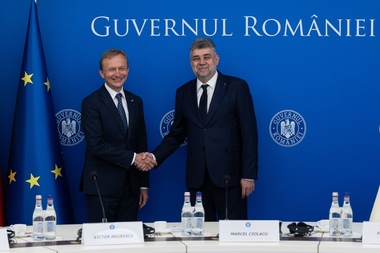 Premierul Marcel Ciolacu, întâlnire cu comisarul european pentru buget, antifraudă şi administraţie publică, Piotr Serafin: Politica de Coeziune trebuie să beneficieze în continuare de o alocare distinctă adecvată, comparabilă cu ponderea sa actuală