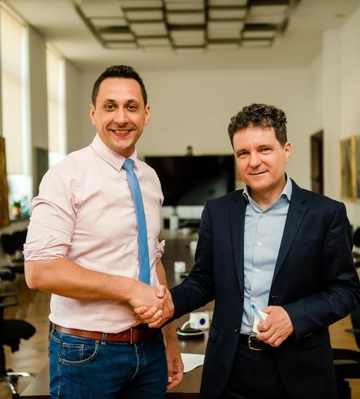 Vlad Gheorghe afirmă că AEP l-a reclamat la Parchet pe Nicuşor Dan, în scop electoral, pe tema banilor donaţi candidatului în campanie: O să le răspundem şi noi cu o plângere penală