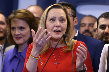 Elena Lasconi reafirmă că, dacă va deveni preşedinte, doreşte ca Ilie Bolojan să fie premier