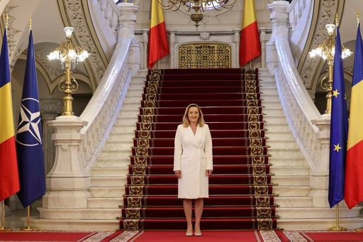 Dezbatere electorală - Lasconi: Eu o să ajung preşedintele României / Mi-aş dori ca cineva să reformeze acest partid, pentru că, dacă nu cad nişte capete, USR se duce în cap