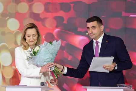 George Simion, despre absenţa la dezbaterile electorale: O strategie de campanie pe care o vor judeca românii. Ei vor decide dacă am făcut bine sau nu am făcut bine / Despre contracandidaţi: Oameni expiraţi. Doar doamna Lasconi îmi stârneşte empatie