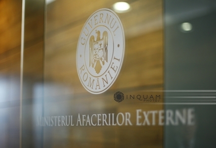 MAE: Orice afirmaţii privind o potenţială insuficienţă a buletinelor de vot în străinătate sunt false şi reprezintă o încercare de manipulare a alegătorilor / Au fost transmise 3.600.000 de buletine, care au ajuns deja la secţiile din străinătate