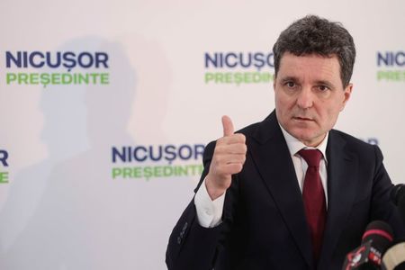 ALEGERI PREZIDENŢIALE 2025 - Nicuşor Dan: Invit pe românii din diaspora să iasă la vot, să nu voteze Rusia, să nu voteze sistemul, să voteze schimbarea înţeleaptă