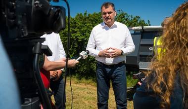 Ministrul Dezvoltării, Cseke Attila: Construim o pistă de bicicletă cicloturistică de 192 kilometri, lângă Oradea şi în mai multe zone ale judeţului Bihor / Investiţia, în valoare de 20 de milioane de euro, din fonduri europene