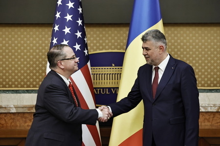 Ciolacu, după întâlnirea cu vicepreşedintele Comisiei Federale pentru Alegeri din SUA: România îndeplineşte toate standardele democratice privind organizarea alegerilor prezidenţiale / Oficialul american: România este o democraţie puternică 