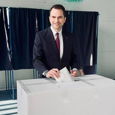 ALEGERI PREZIDENŢIALE 2025 - Sebastian Burduja: Am votat şi voi vota singura opţiune pentru a învinge izolarea, extremismul, sărăcia