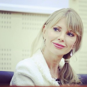 Senator PSD: În astfel de momente nu e loc de echivoc sau ezitare. Traiectoria pro-europeană a României şi implicit Nicuşor Dan au nevoie de o susţinere fermă / Retragerea PSD de la guvernare, prilejul unei reinventări autentice

