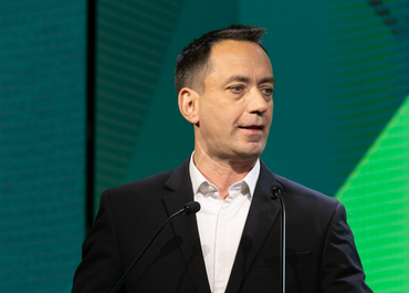 Csoma Botond (UDMR): Matematic, fără PSD nu există majoritate. Depinde ce decizie va lua după 18 mai. Noi nu vom negocia nici cu Simion, nici cu AUR. Este exclus / Un guvern minoritar nu va putea să guverneze eficient, având în vedere criza
