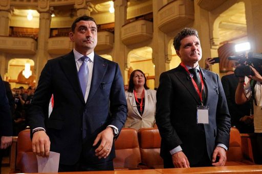 Dezbatere electorală - Dan: Şi sănătatea, şi protecţia socială vin din bani. Trebuie să ne concentrăm pe a elimina risipa statului/ Simion: Eu nu încurajez mărirea numărului de oameni care sunt prizonieri şi trebuie asistaţi social